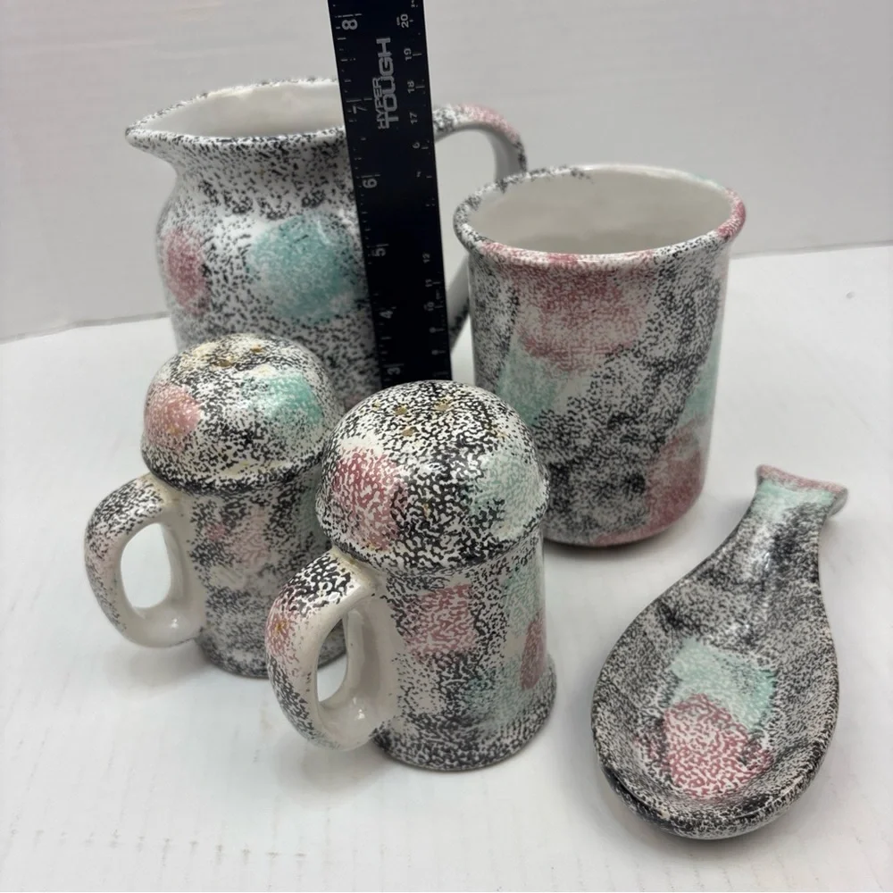 Guyroc Pottery Set Speckled Pitcher Utensil Holder Spoon Rest Salt Pepper Shaker